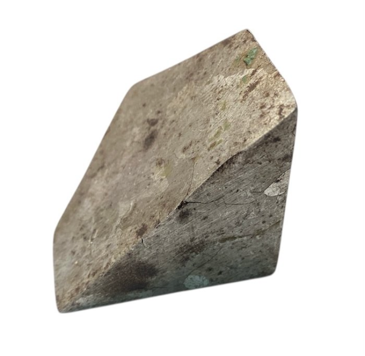 Campo del Cielo Iron Meteorite Pyramid – 81 g - Image 4