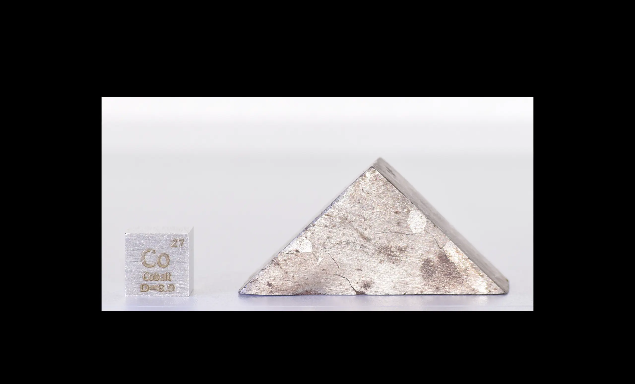 Campo del Cielo Iron Meteorite Pyramid – 81 g