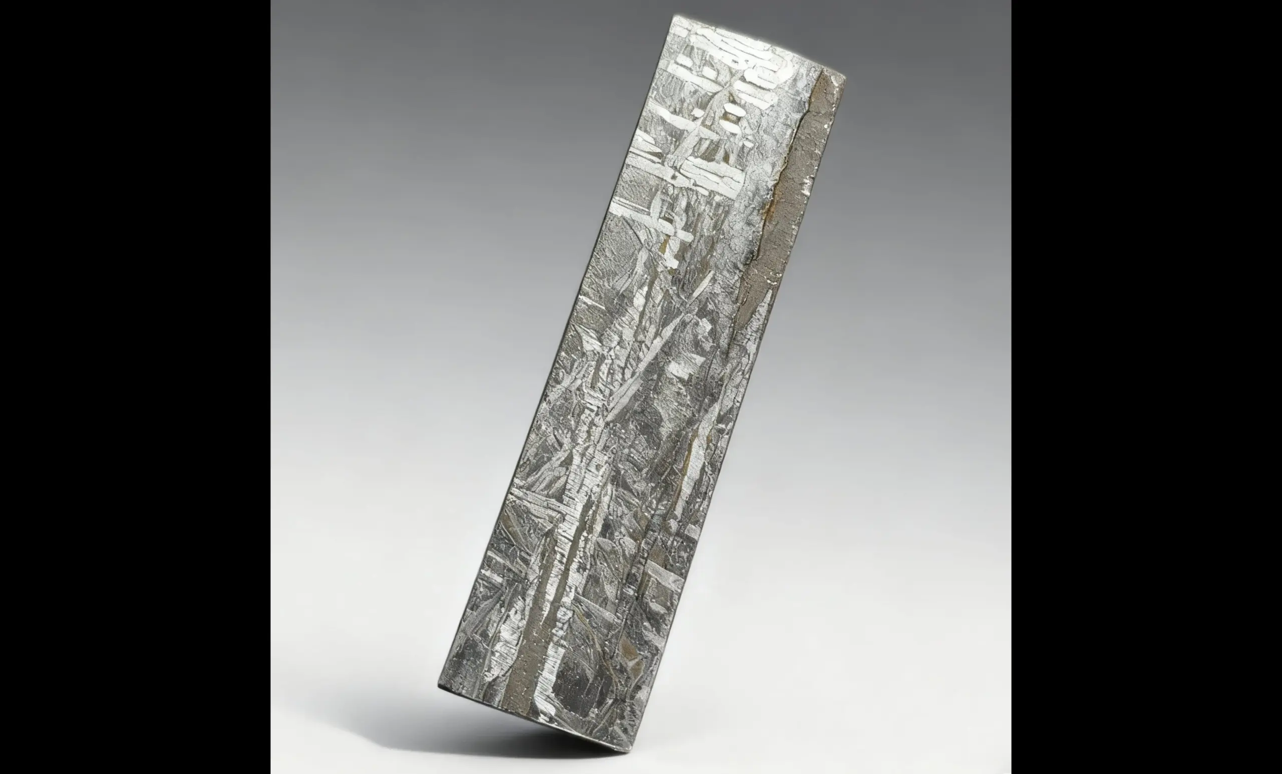 Aletai Iron Meteorite – Cuboid, 74×20×20 mm, 222 g