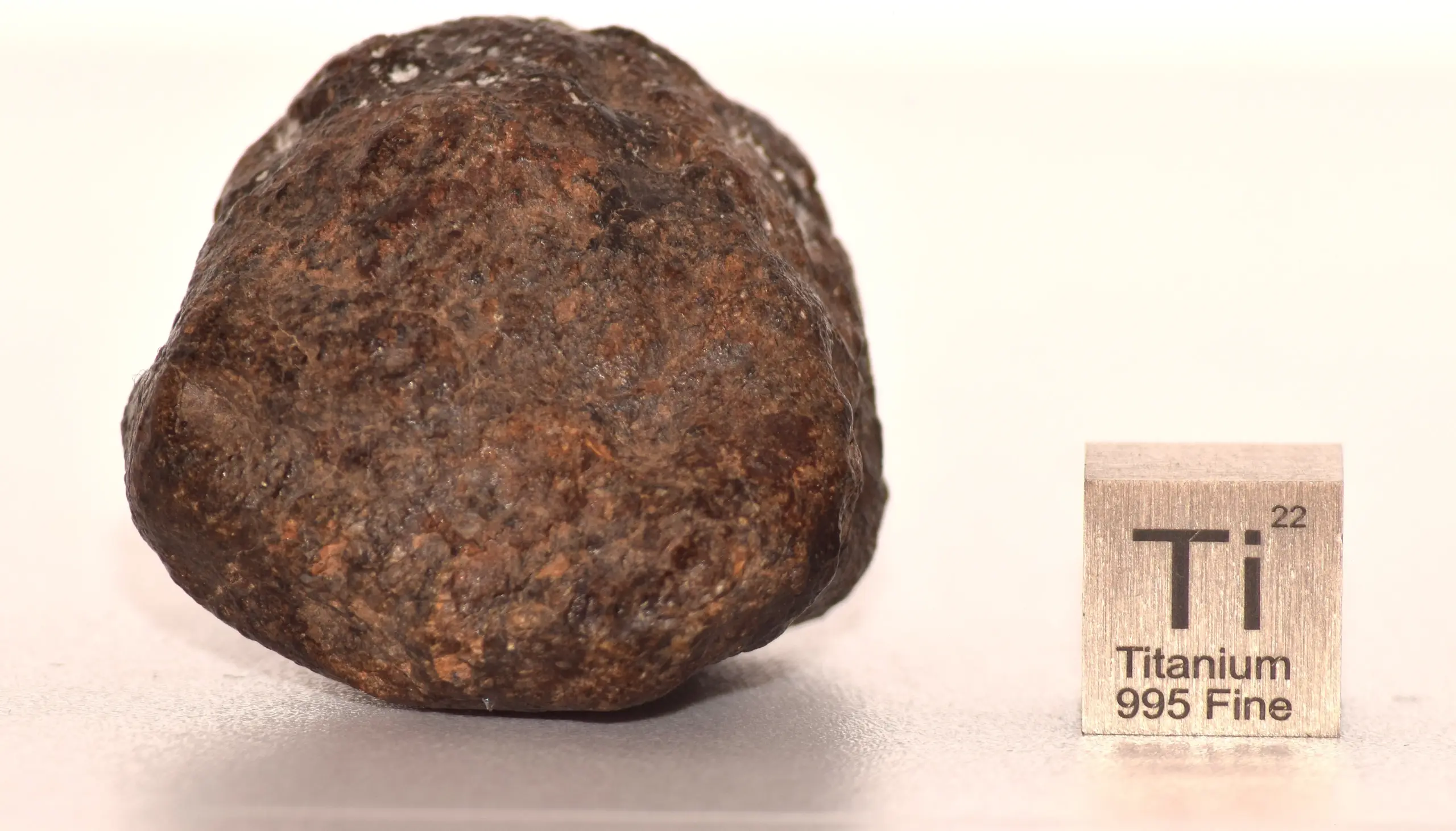 Meteorite Tisserlitine 007 Eucrite – Uncut, 42 g - Image 3