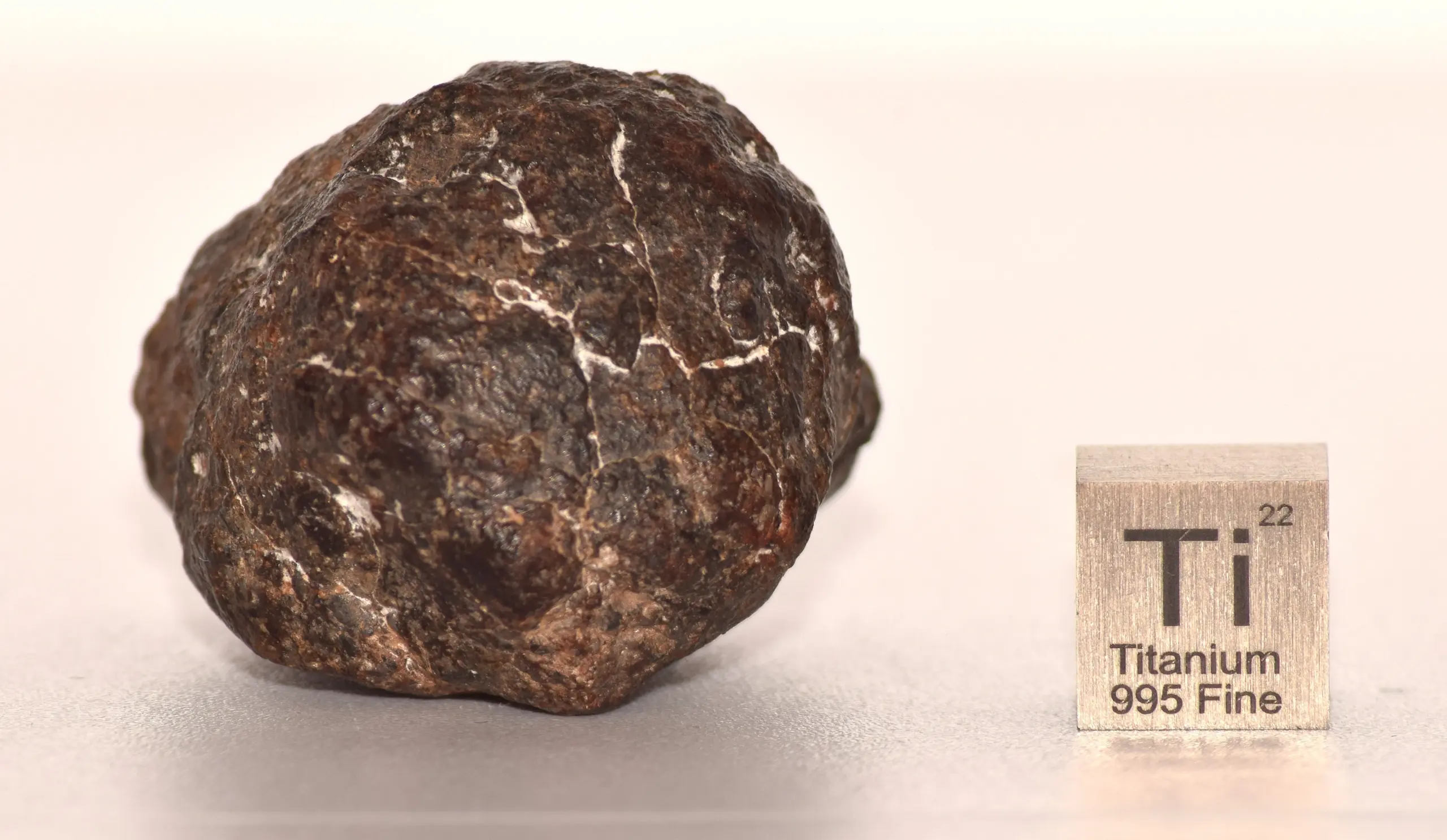 Meteorite Tisserlitine 007 Eucrite – Uncut, 42 g - Image 4