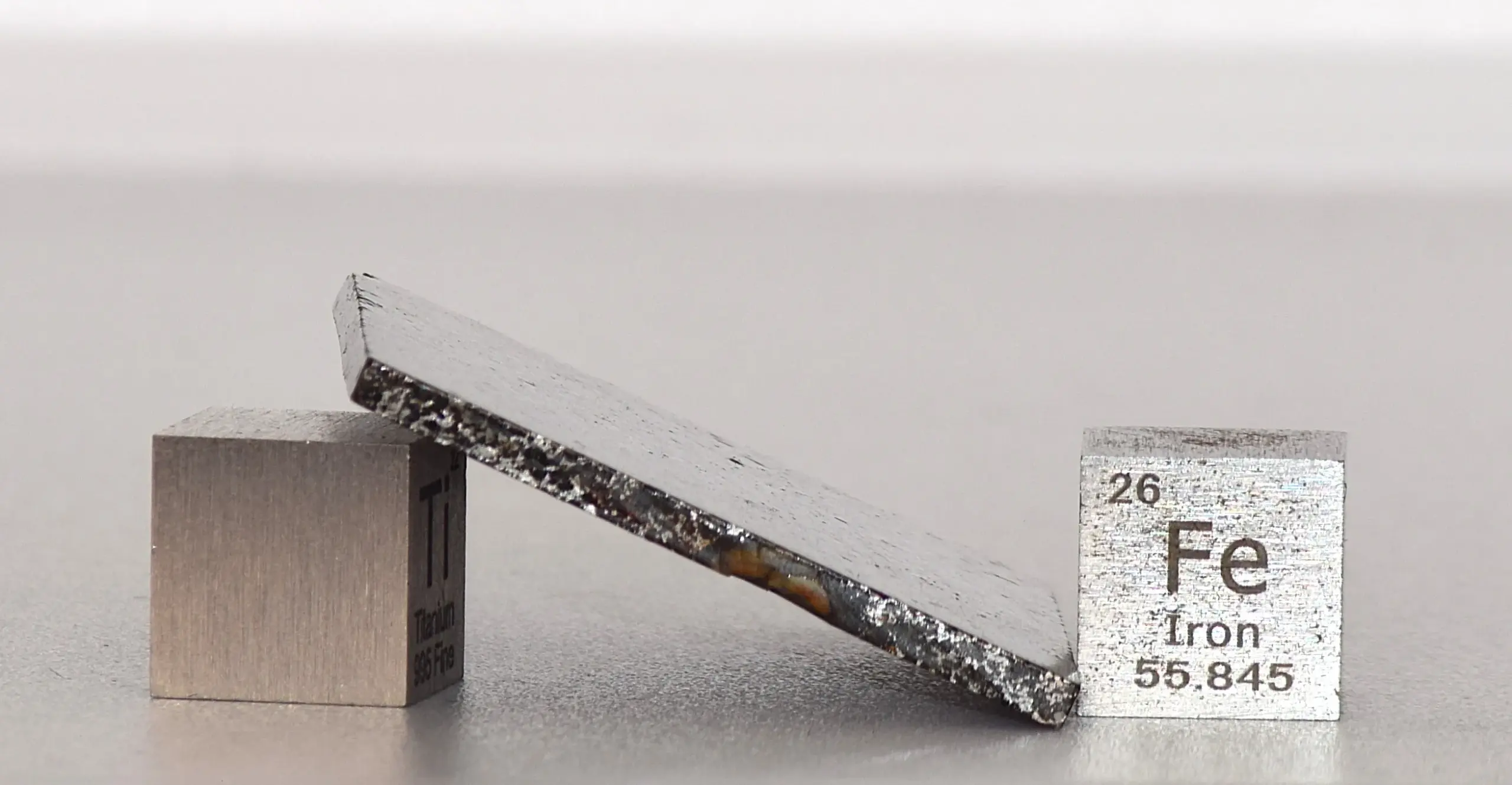 Meteorite Slice Tanezrouft 091 – Stony-Iron, 8.2 g - Image 3