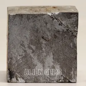 Aletai Iron Meteorite Cube – 30×30×30 mm, 199 g