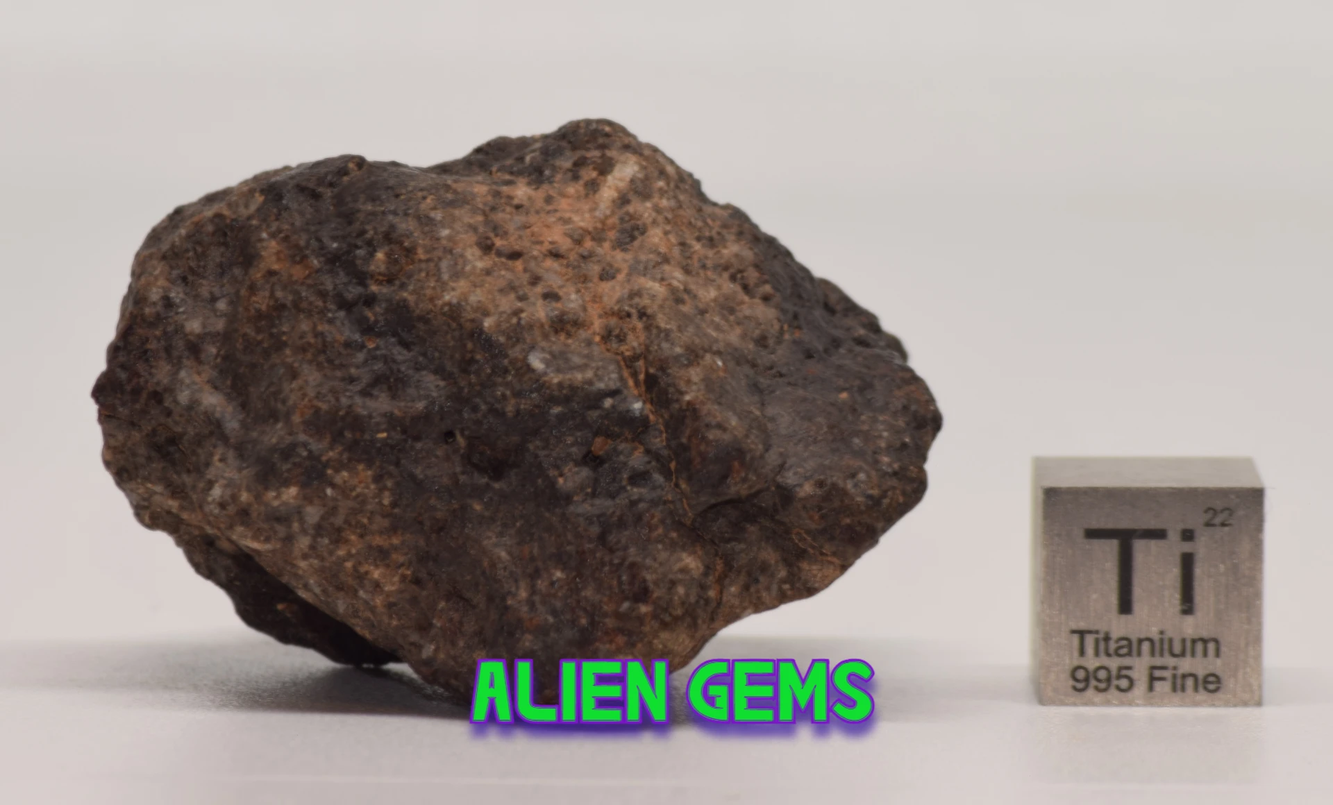 Tisserlitine 007 Eucrite Meteorite – Uncut, 36 g - Image 2