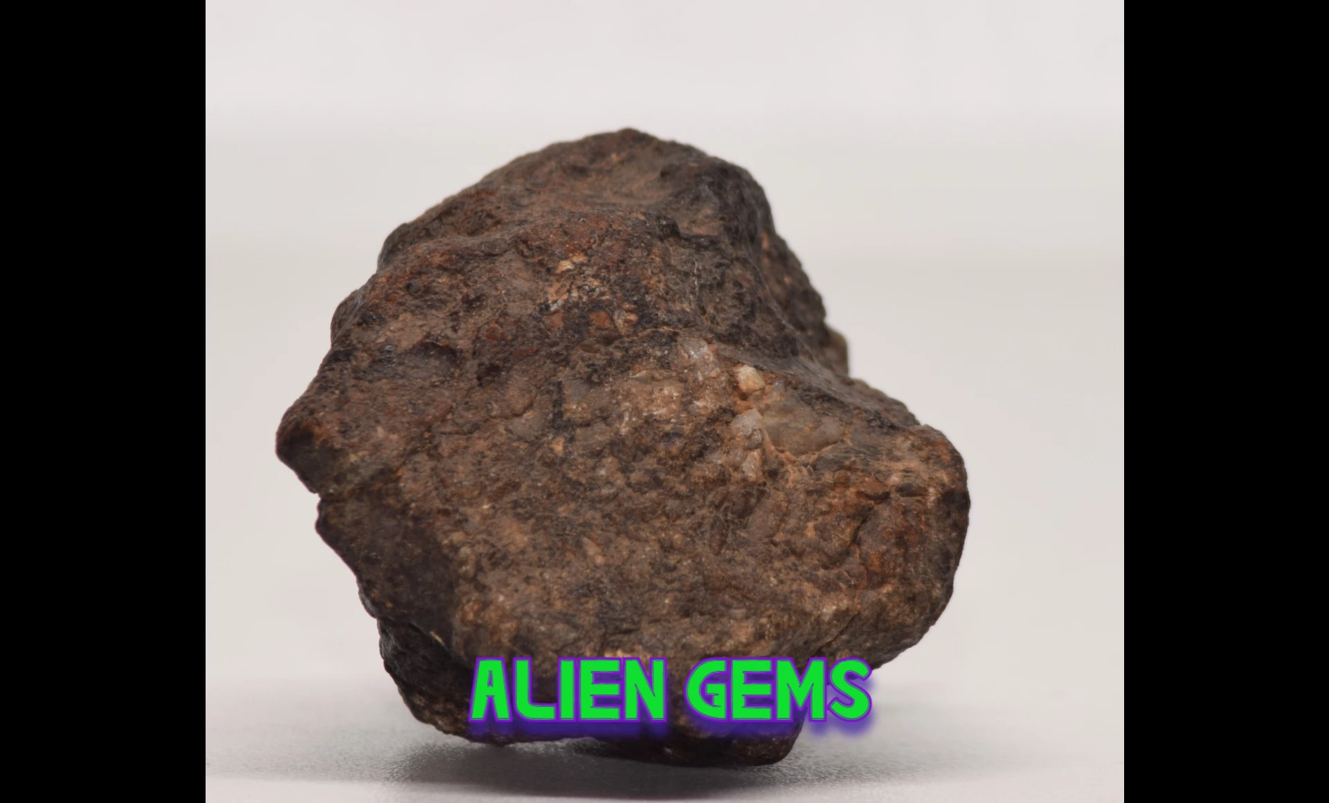 Tisserlitine 007 Eucrite Meteorite – Uncut, 36 g - Image 4